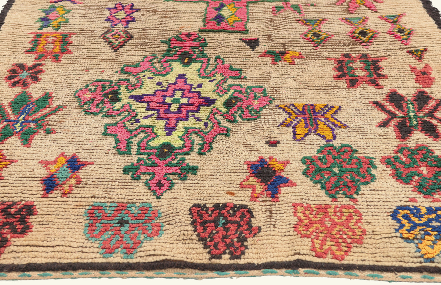 4 x 6 - Ivory Vintage Boujad Moroccan Rug - 22070