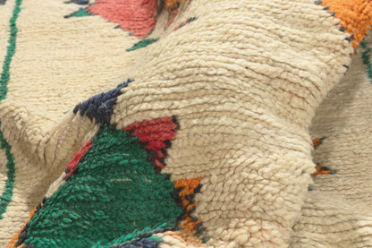 5 x 9 - Ivory Vintage Azilal Moroccan Rug - 22072