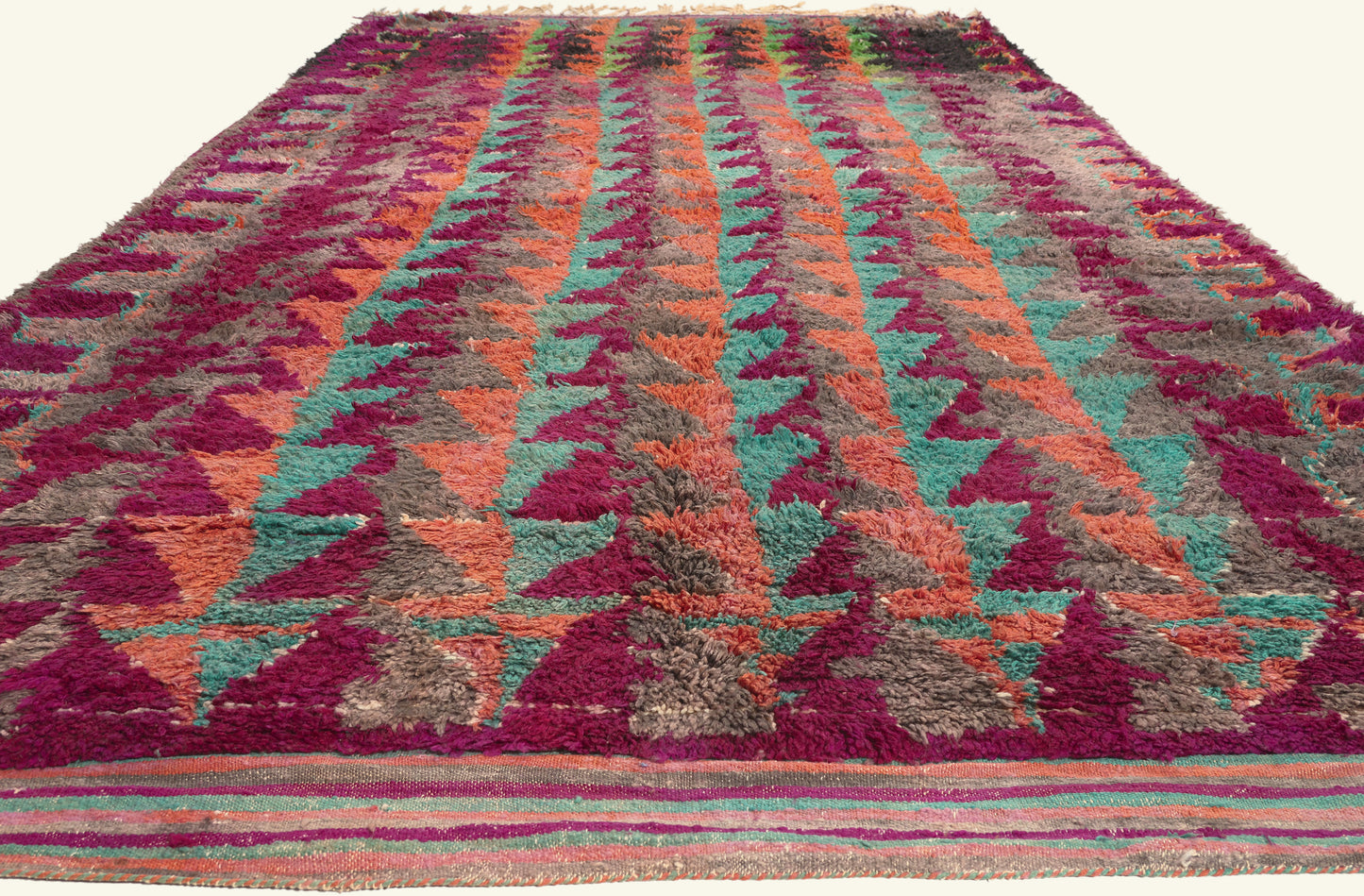 8 x 16 - Magenta Vintage Boujad Moroccan Rug - 22074