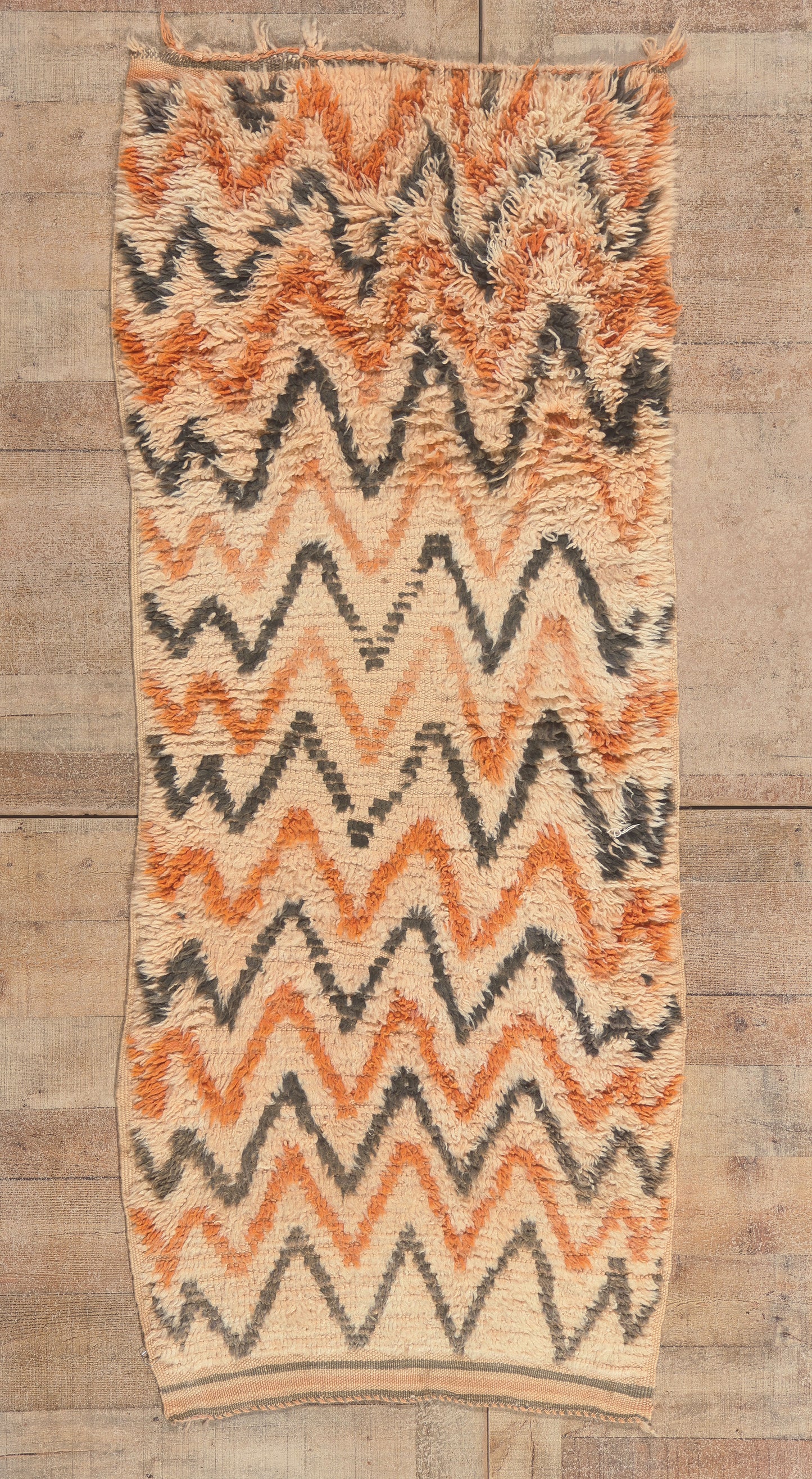 3 x 6 - Ivory Vintage Azilal Moroccan Rug - 22086