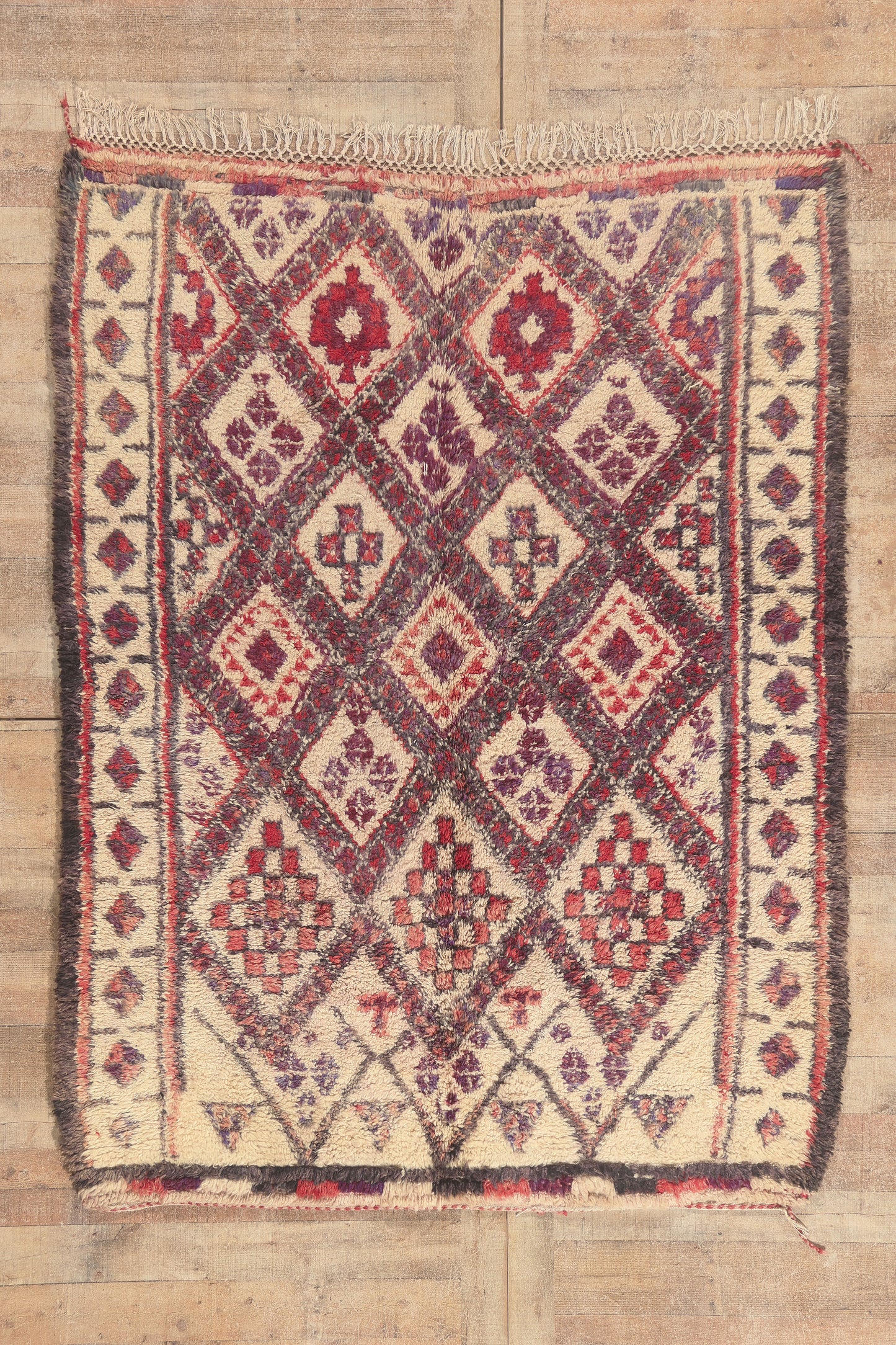 6 x 8 - Ivory Vintage Beni Ourain Moroccan Rug - 22091