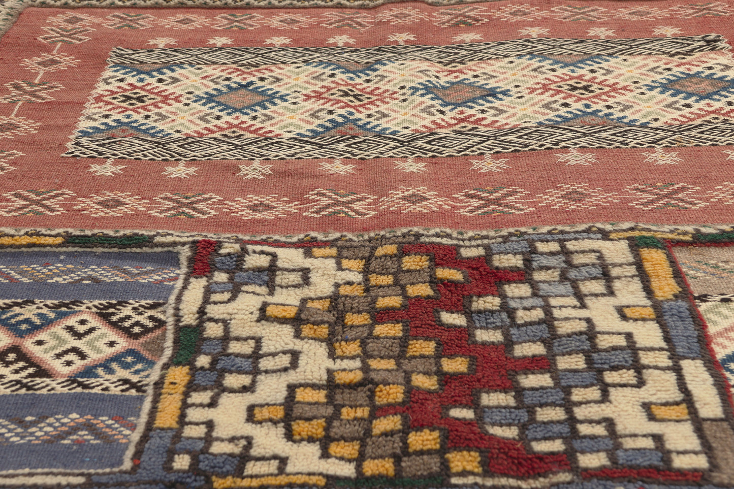 7 x 11 - Multicolor New Glaoui Moroccan Rug - 22113