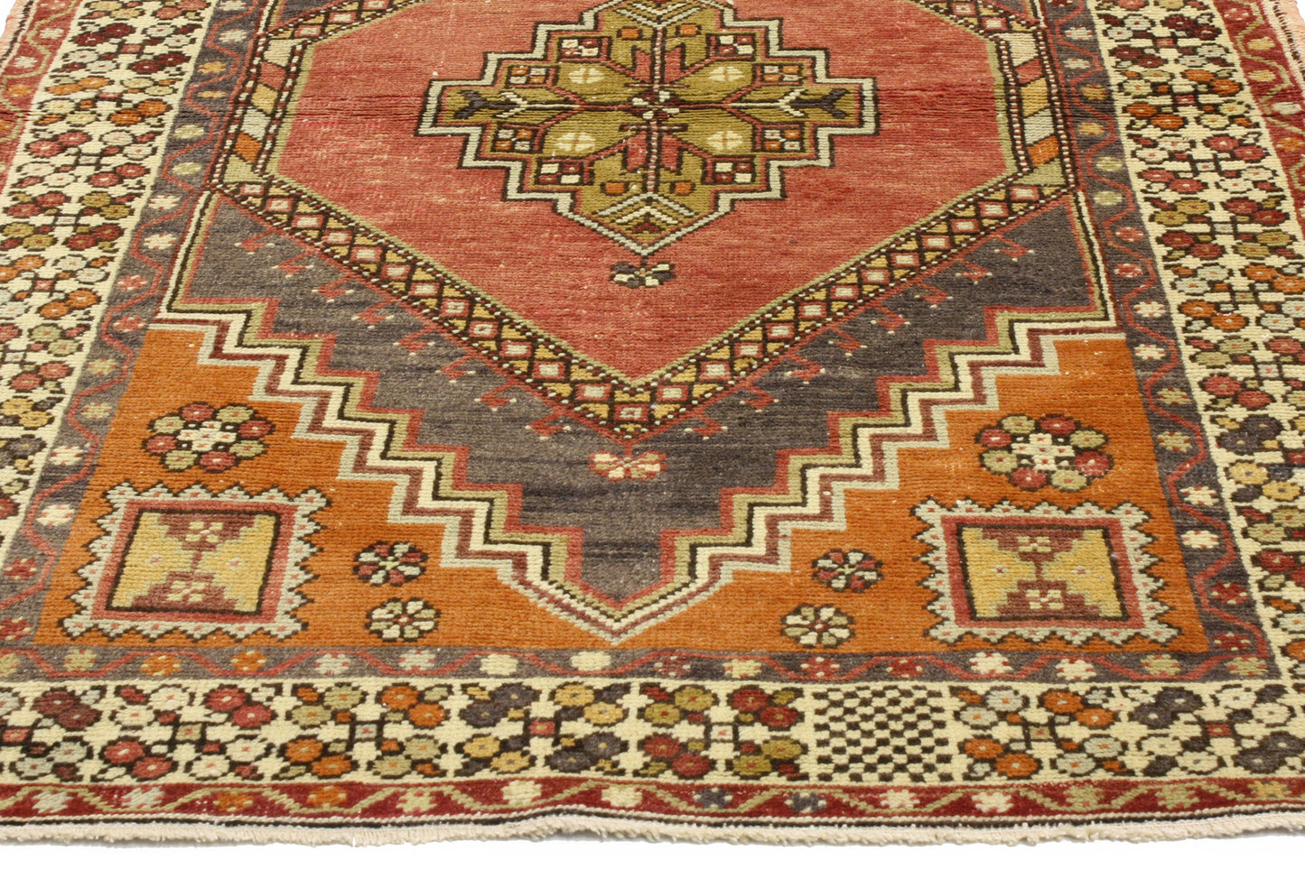 4 x 6 - Red Vintage Turkish Oushak Rug - 50339