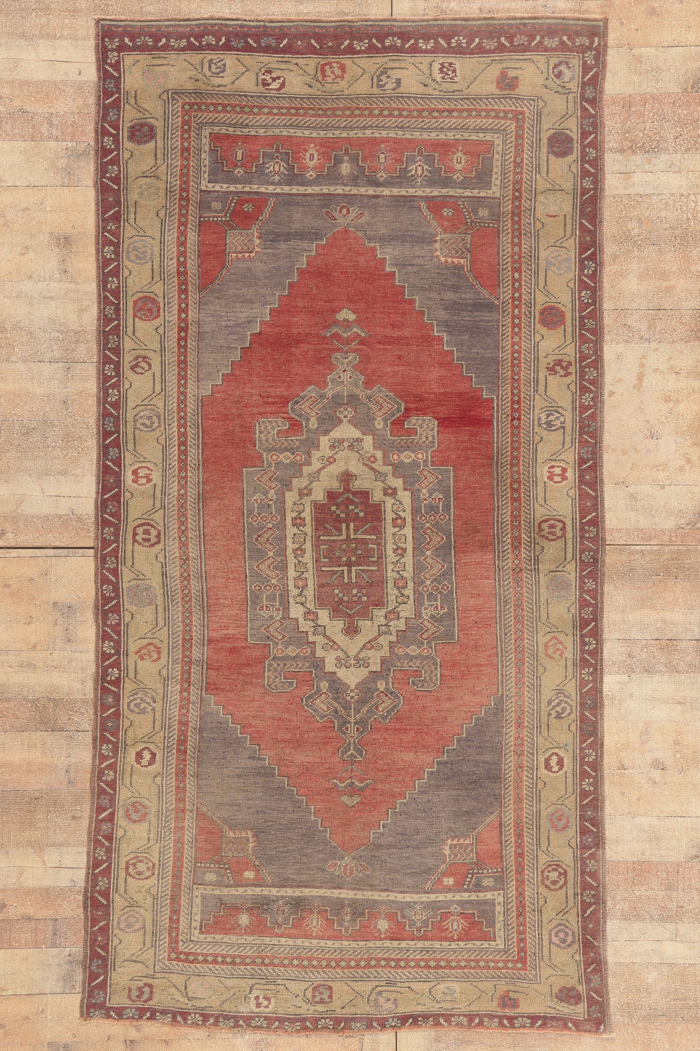 5 x 9 - Red Vintage Turkish Oushak Rug - 50758