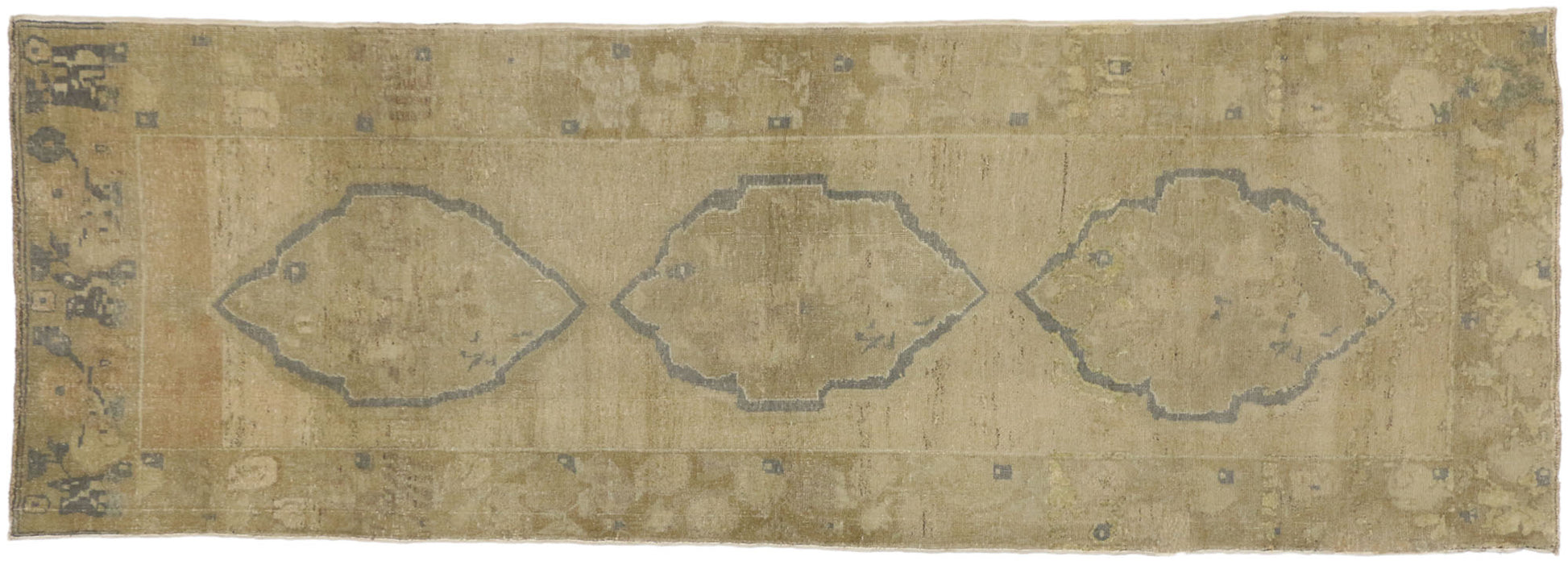 3 x 10 Vintage Oushak Rug 50839