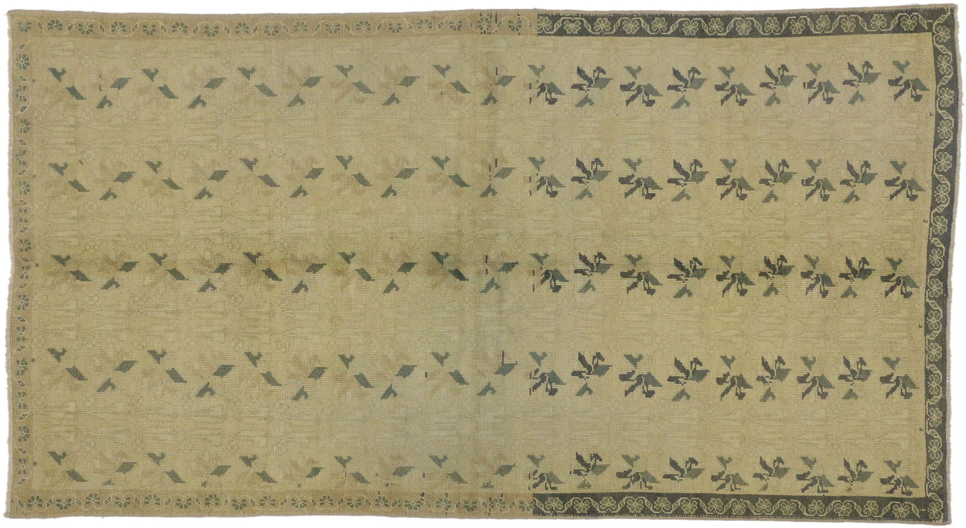 5 x 8 Vintage Oushak Rug 50848