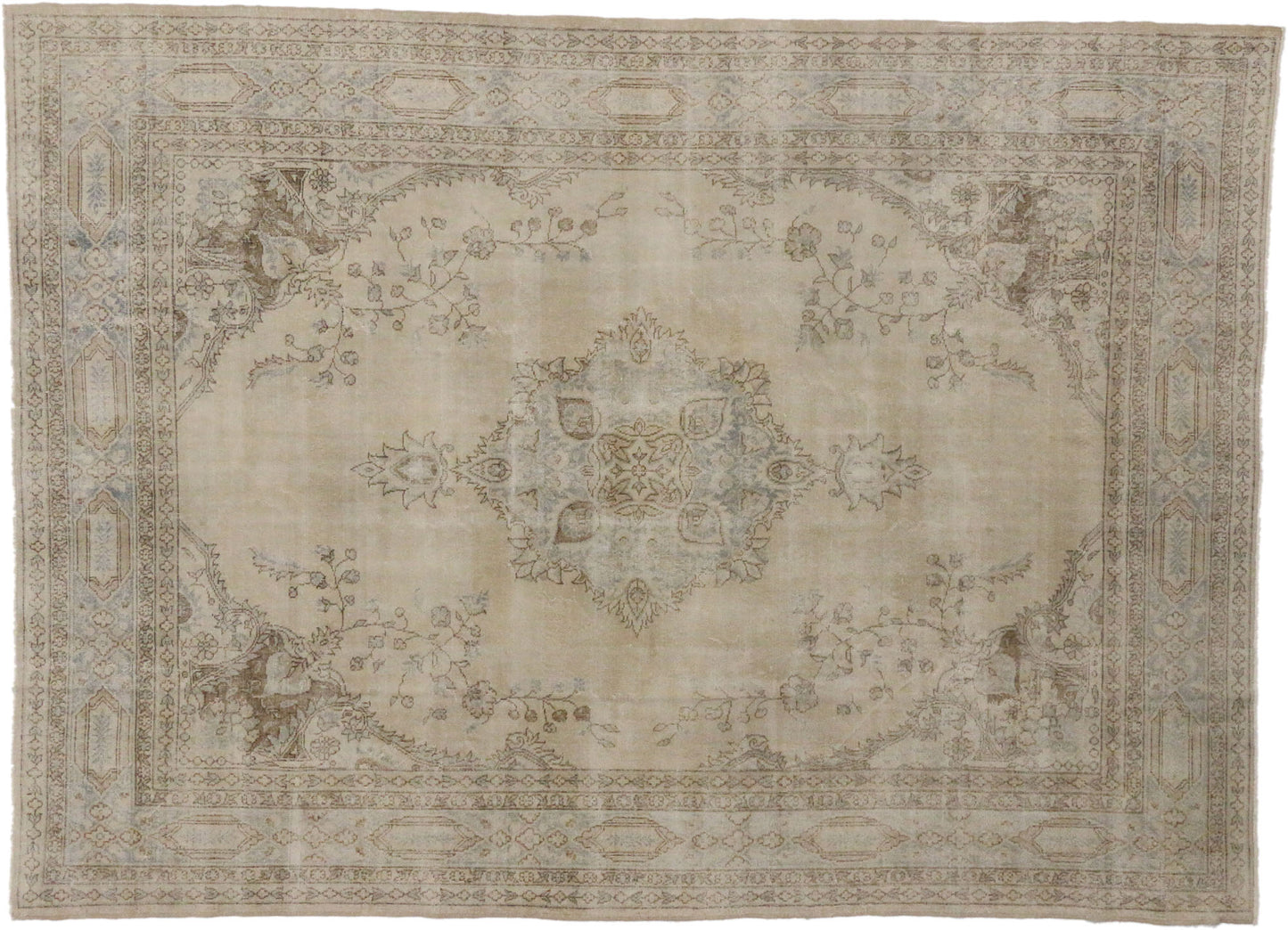 8 x 11 Vintage Sivas Rug 51108