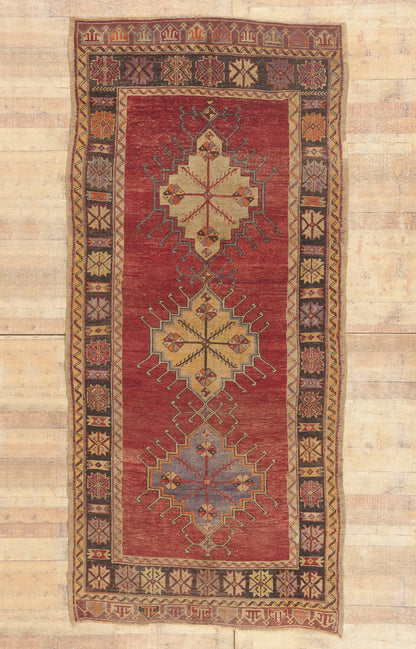 5 x 11 - Red Vintage Turkish Oushak Rug - 51801