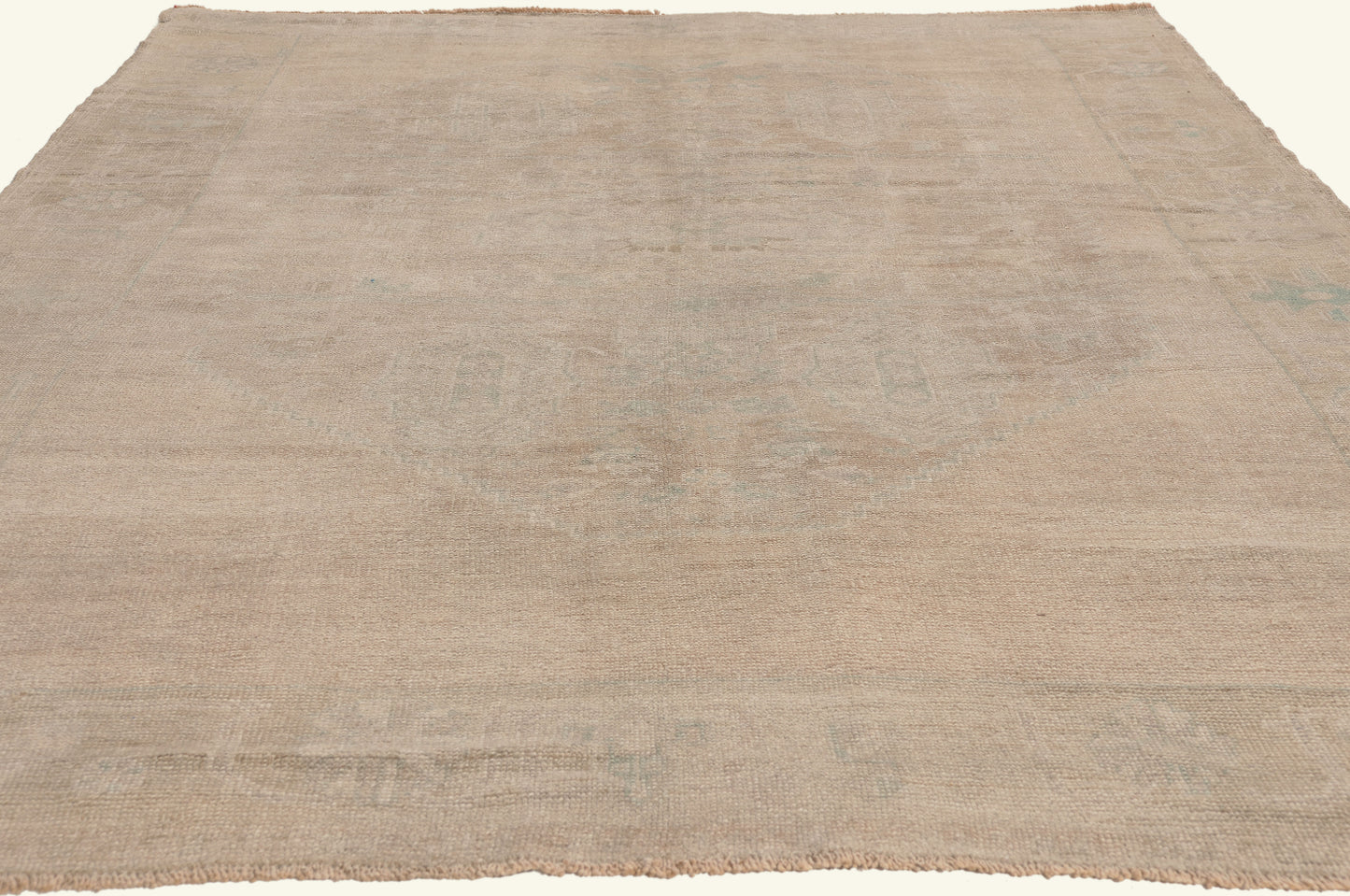 6 x 8 - Beige Vintage Turkish Oushak Rug - 52457