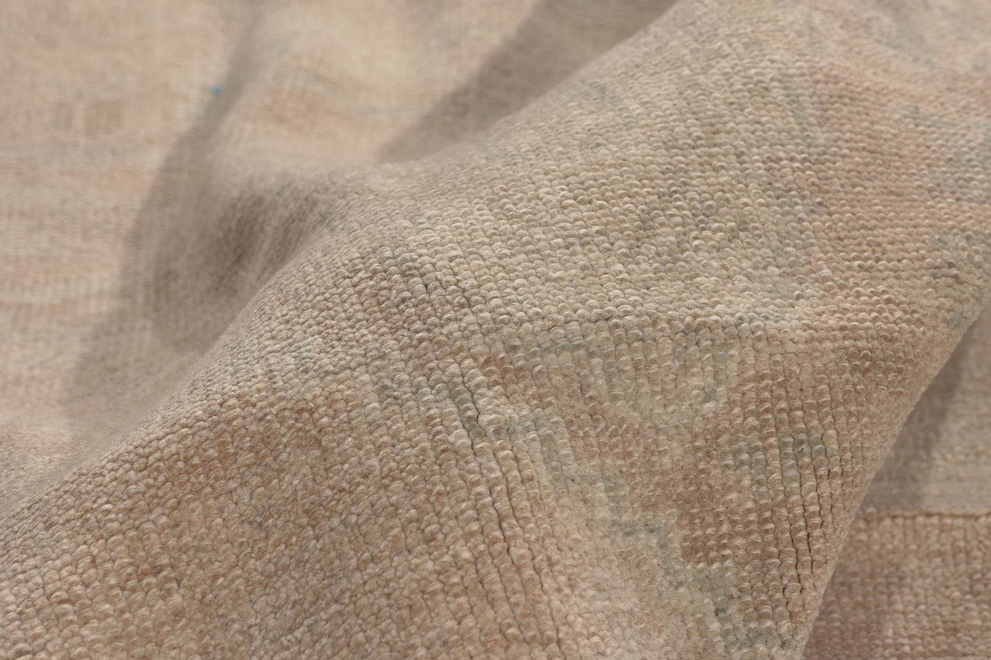 6 x 8 - Beige Vintage Turkish Oushak Rug - 52457