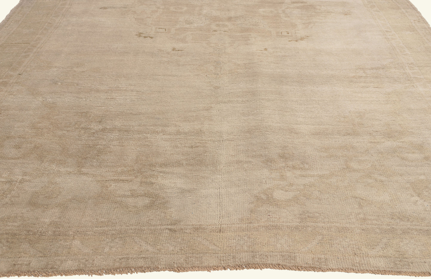 6 x 10 - Beige Vintage Turkish Oushak Rug - 52477
