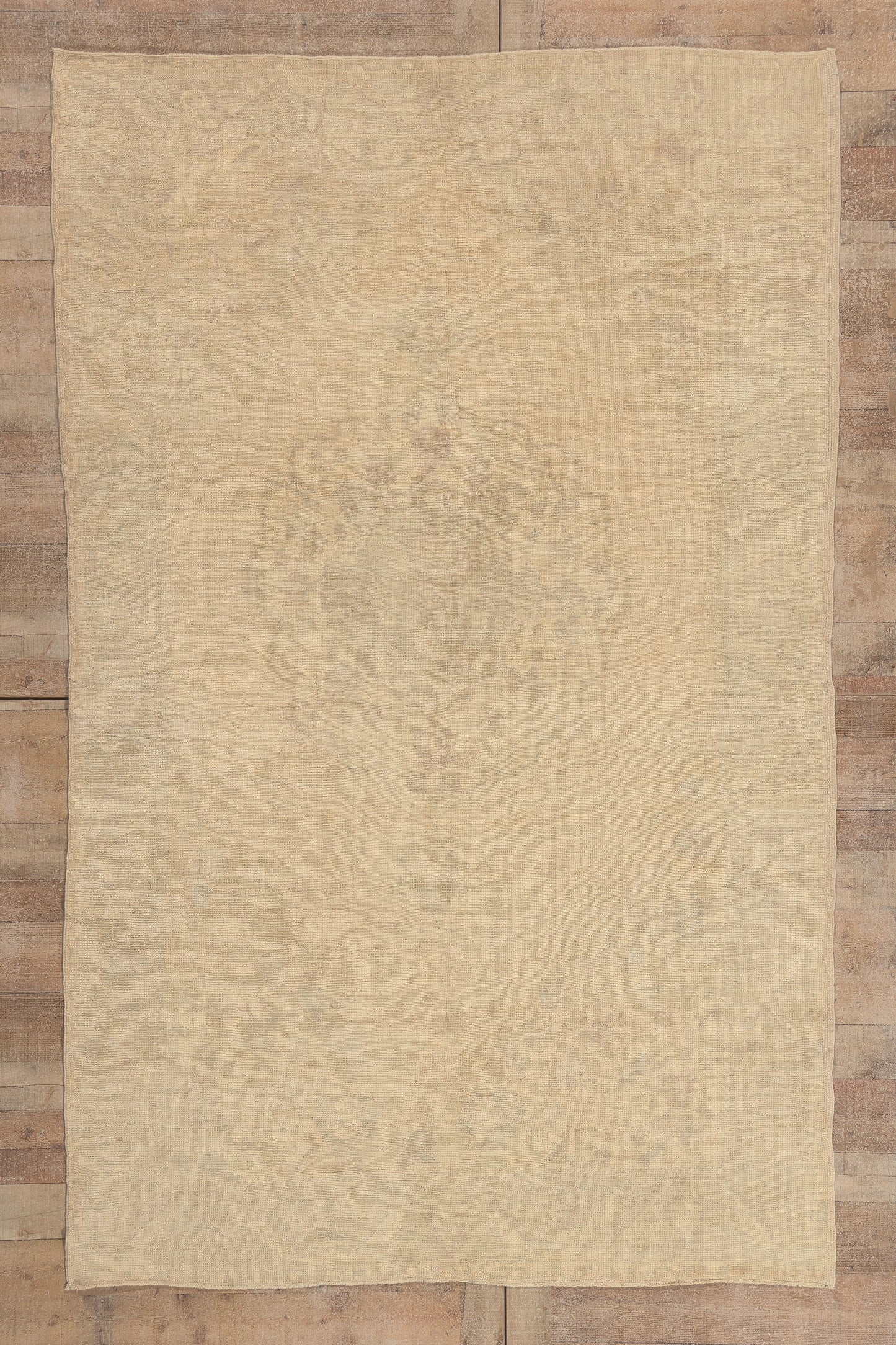 6 x 9 - Beige Vintage Turkish Oushak Rug - 52499