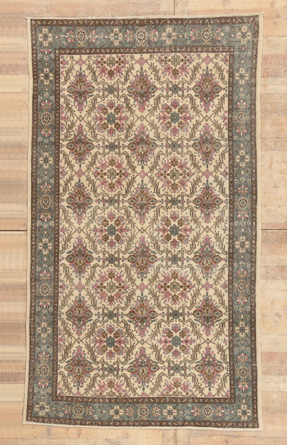 6 x 10 - Ivory Vintage Turkish Sivas Rug - 52573