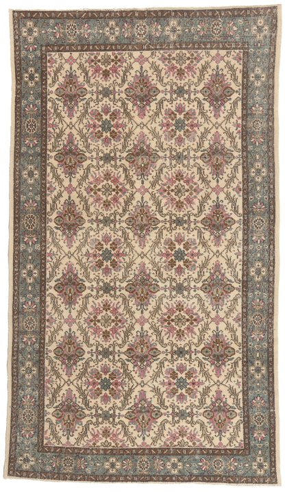 6 x 10 - Ivory Vintage Turkish Sivas Rug - 52573