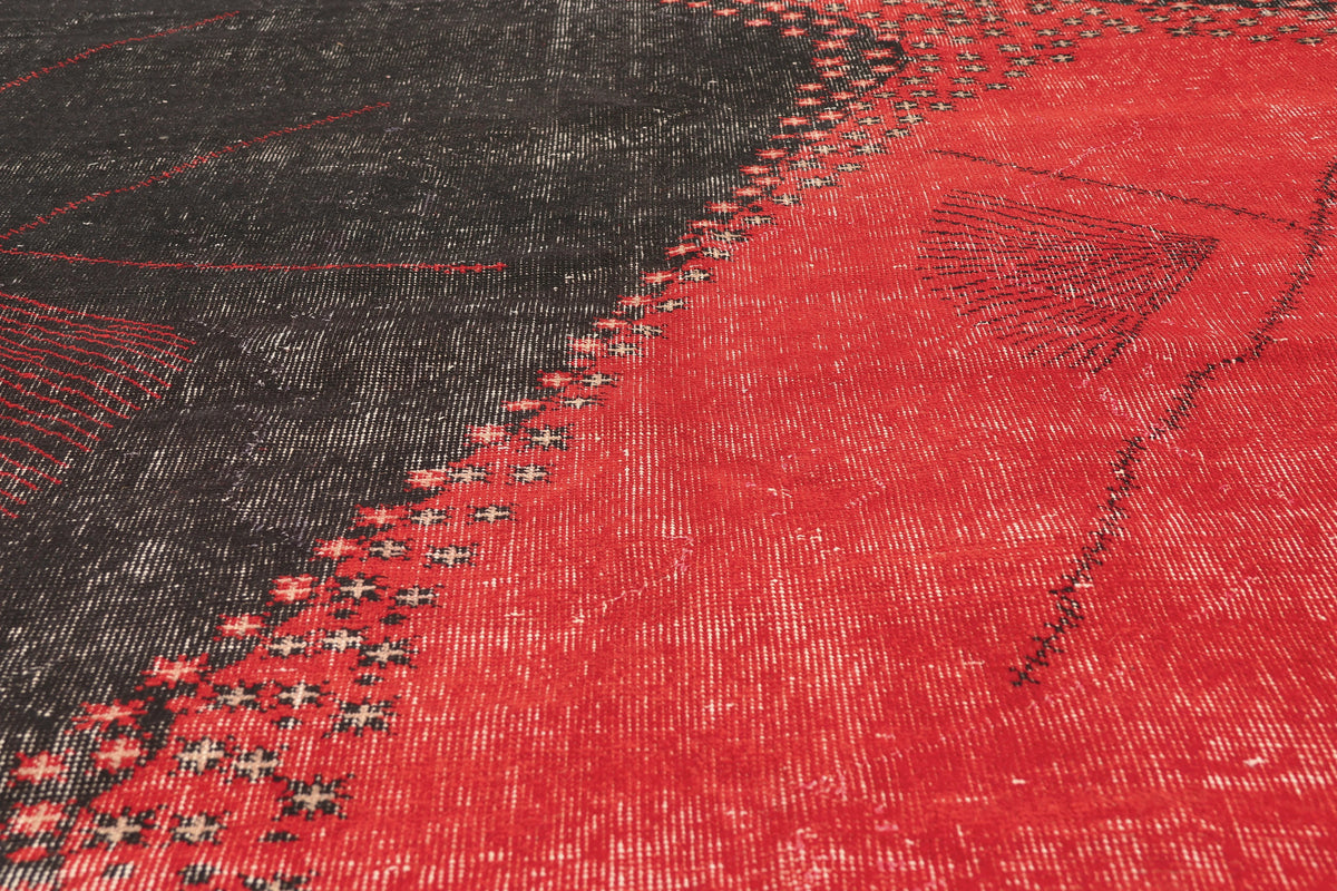 7 x 10 - Red Vintage Turkish Sivas Rug - 52649