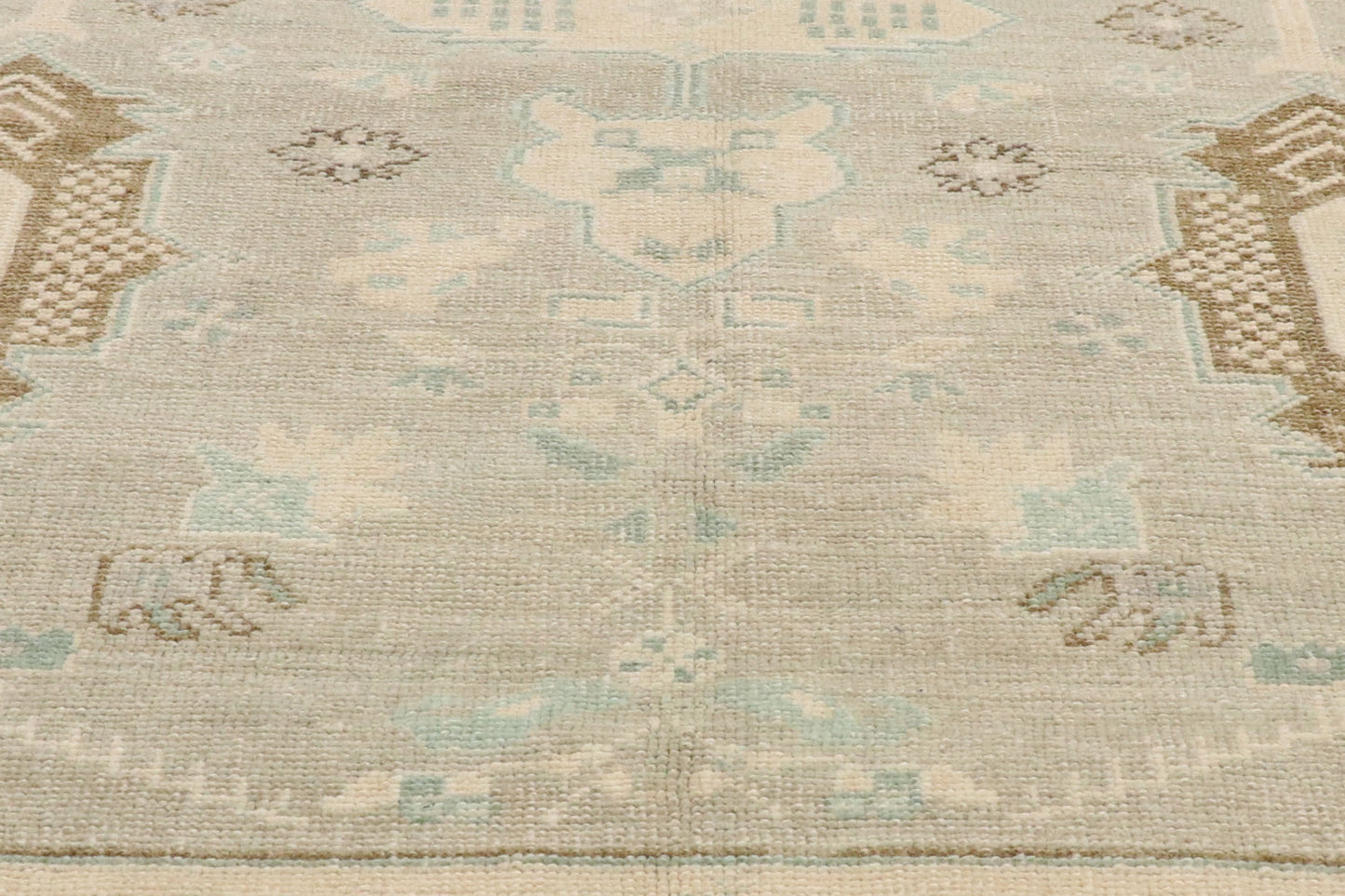 6 x 10 - Beige Vintage Turkish Oushak Rug - 52808