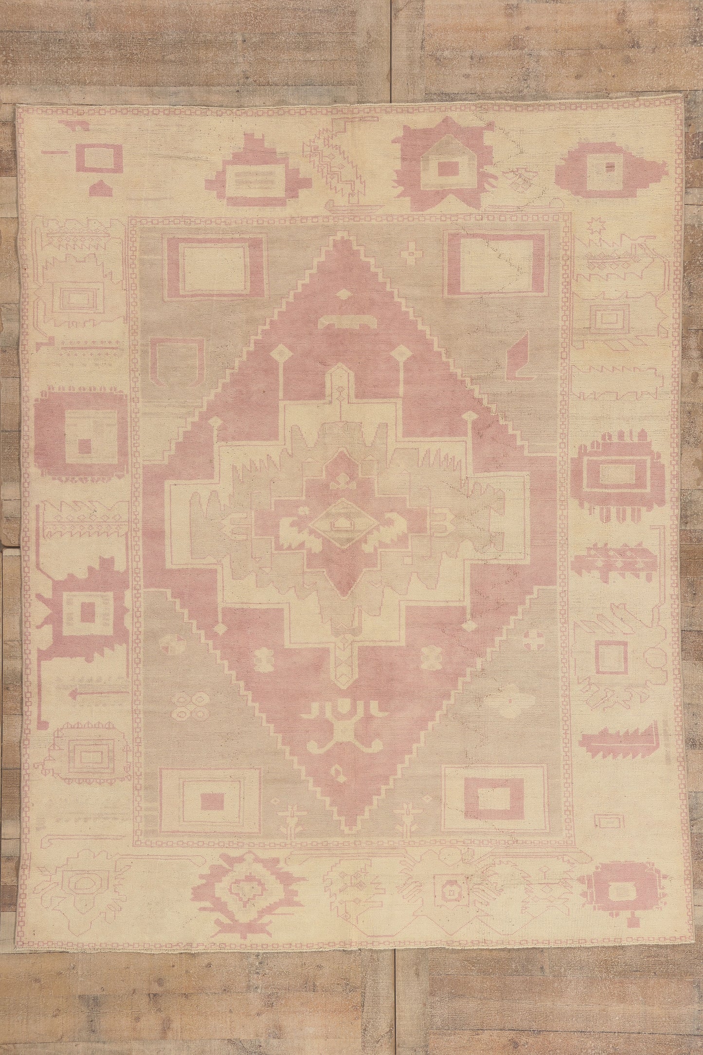 7 x 9 - Beige Vintage Turkish Oushak Rug - 53229