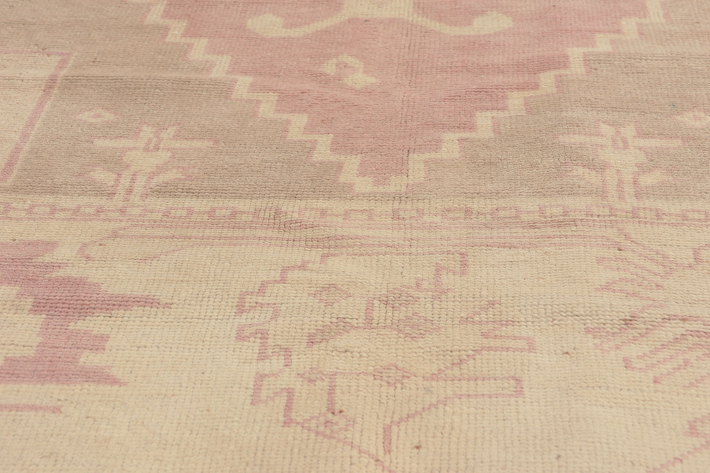 7 x 9 - Beige Vintage Turkish Oushak Rug - 53229
