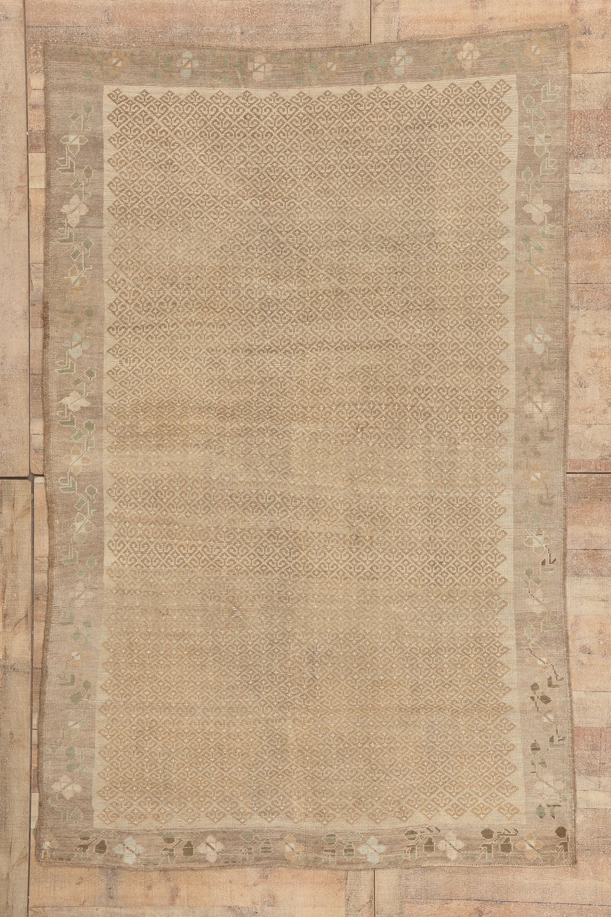 6 x 10 - Brown Vintage Turkish Kars Rug - 53567