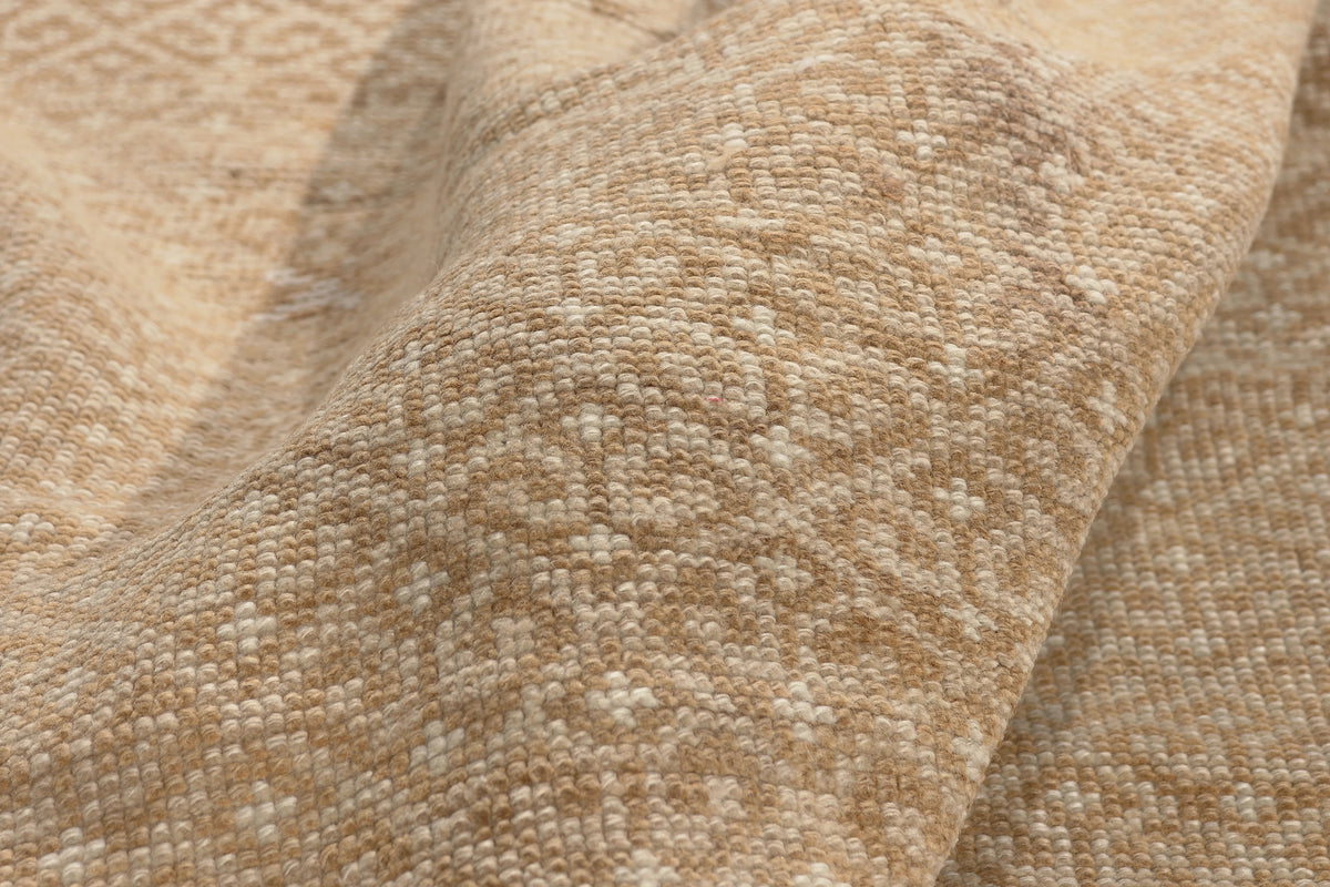 6 x 10 - Brown Vintage Turkish Kars Rug - 53567