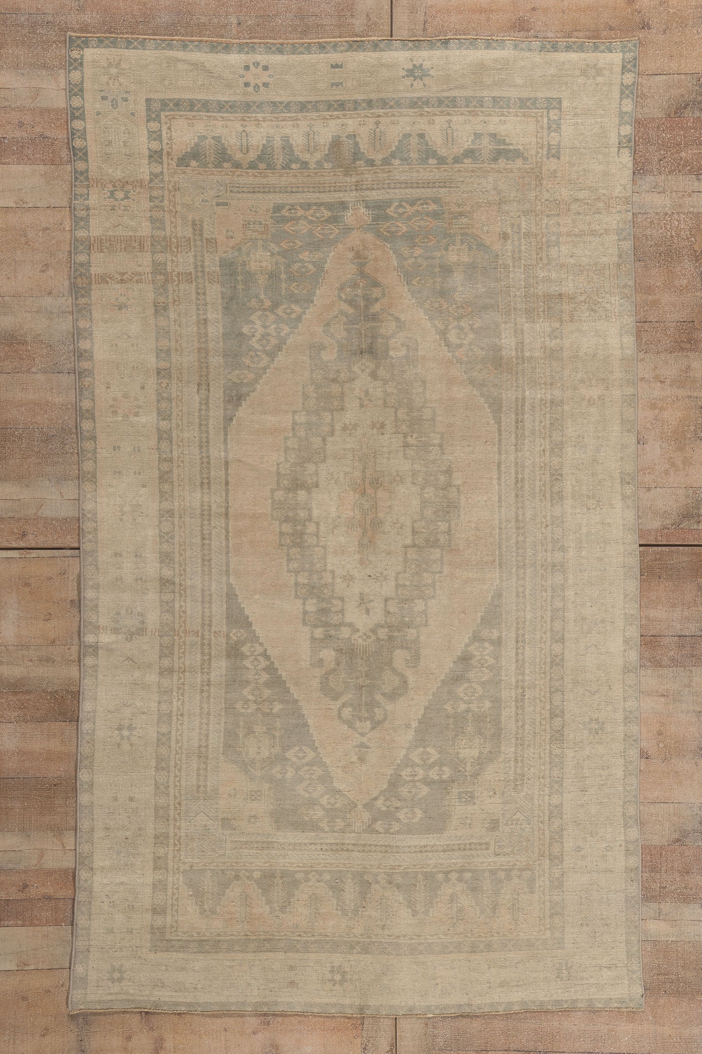 6 x 10 - Tan Vintage Turkish Oushak Rug - 53686