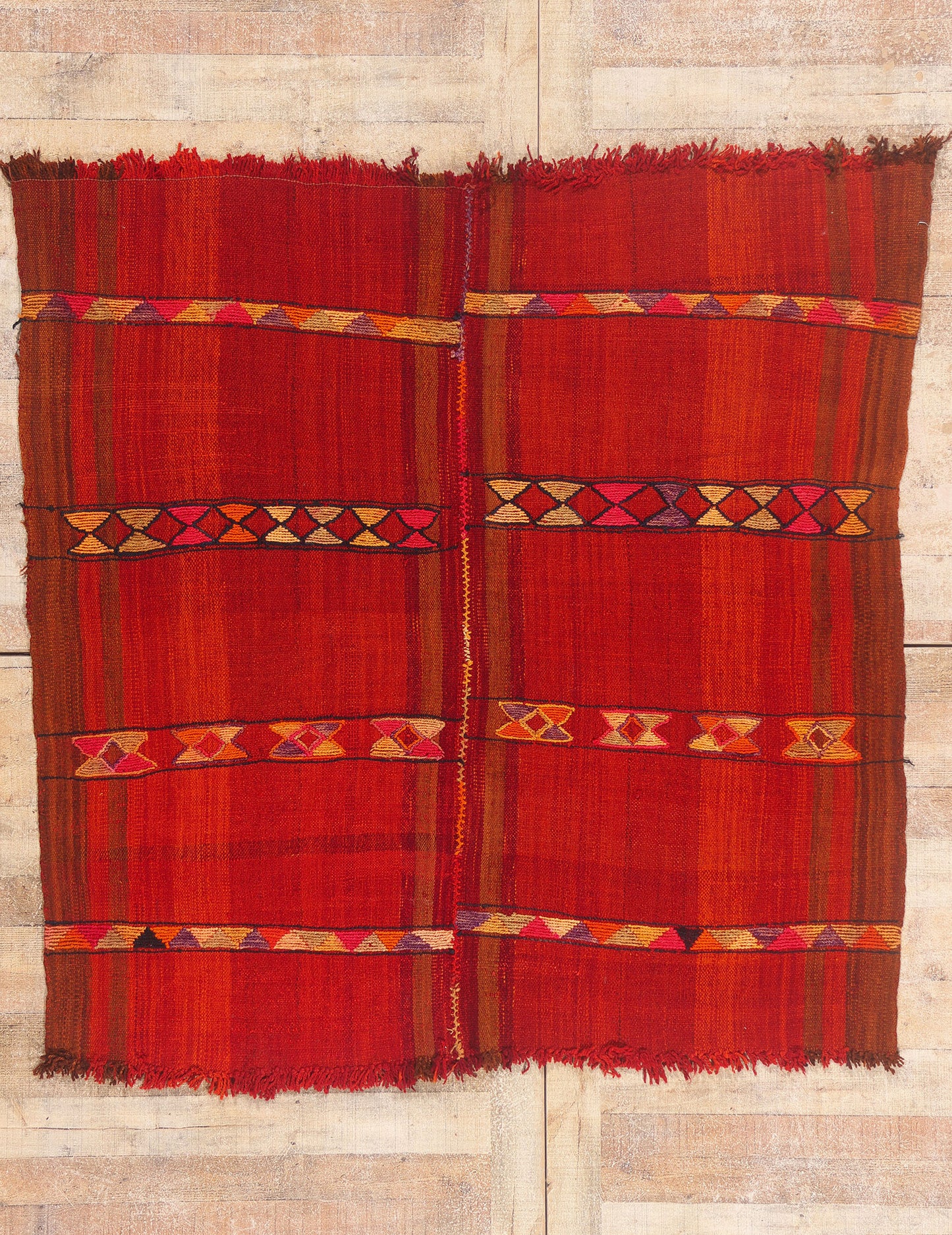 6 x 6 - Red Vintage Turkish Kilim Rug - 54072
