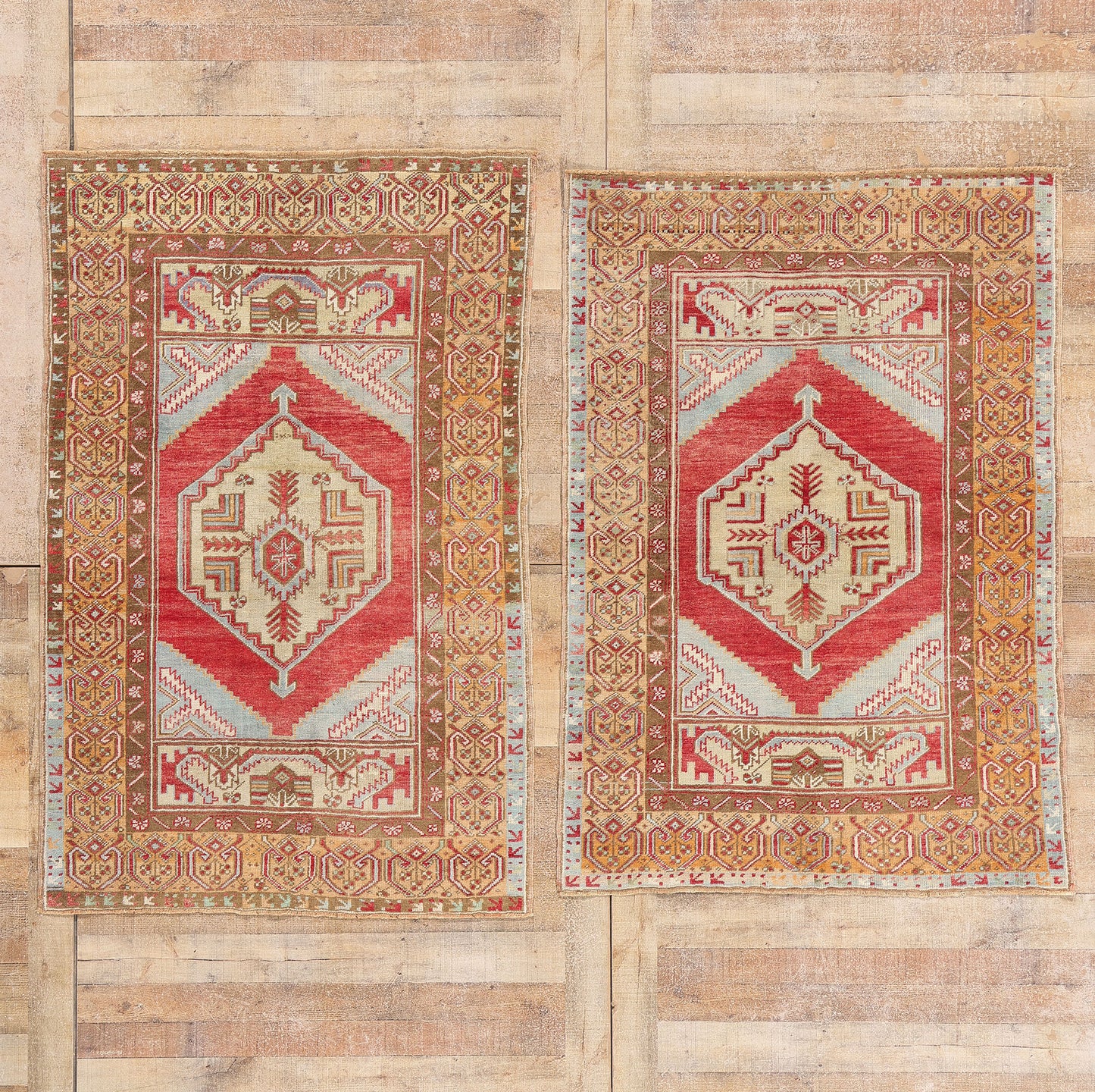 4 x 6 - Red Vintage Oushak Rug - 54113