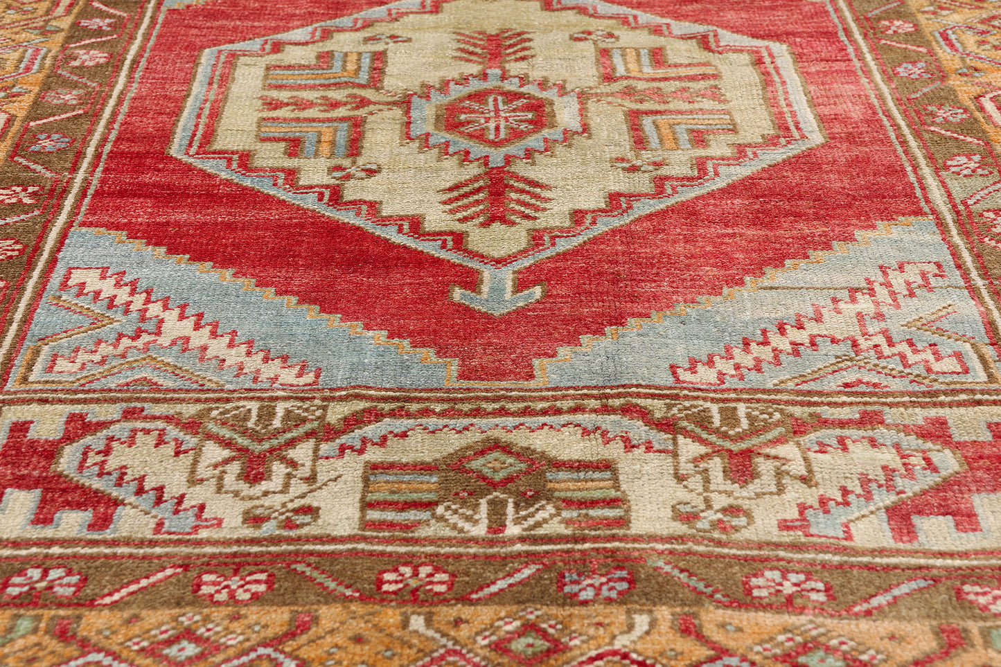 4 x 6 - Red Vintage Oushak Rug - 54113