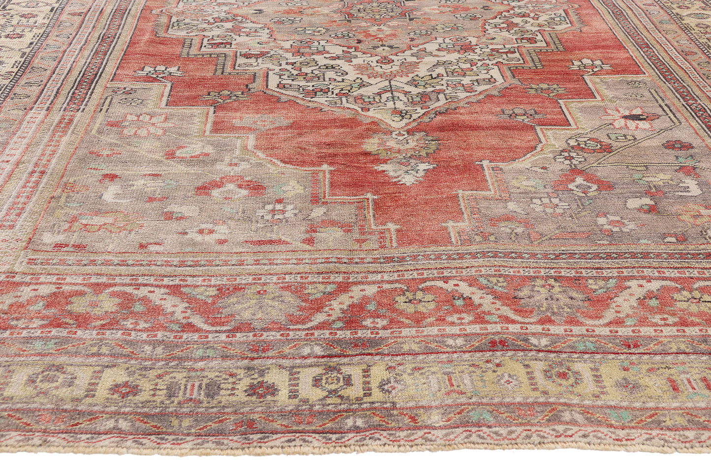 6 x 11 - Red Vintage Turkish Oushak Rug - 54116
