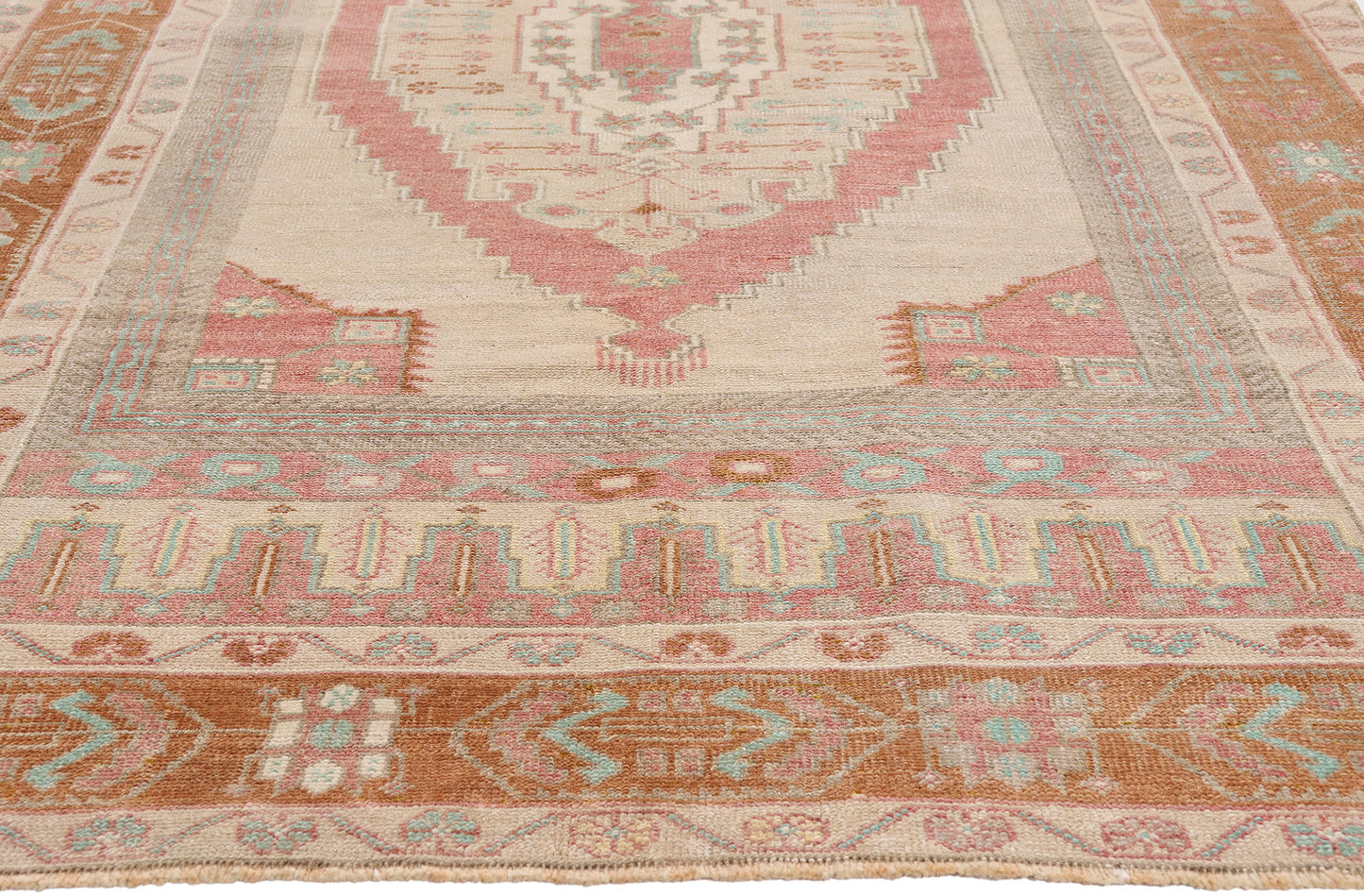 5 x 8 - Beige Vintage Turkish Oushak Rug - 54117