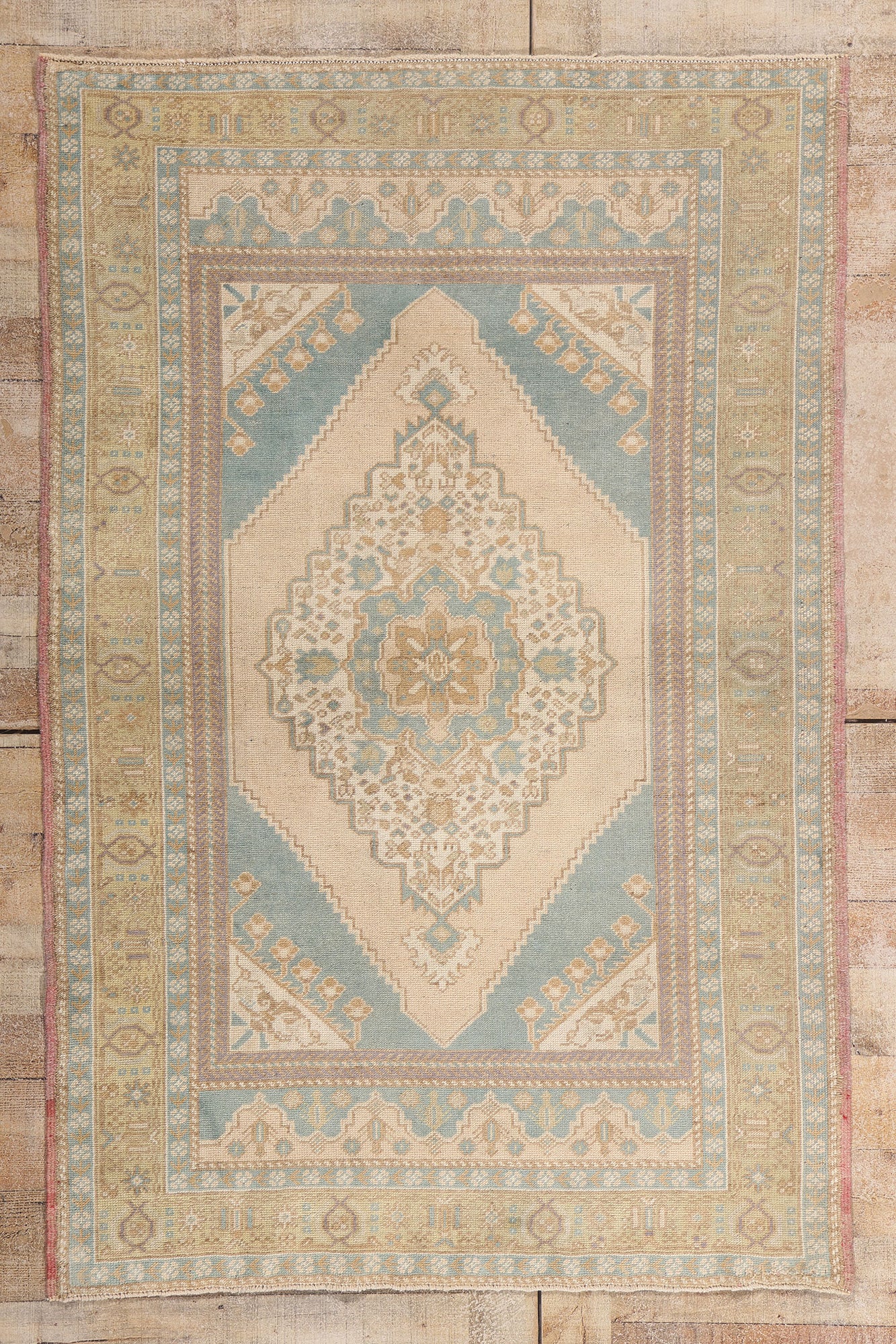 4 x 6 - Beige Vintage Turkish Oushak Rug - 54135