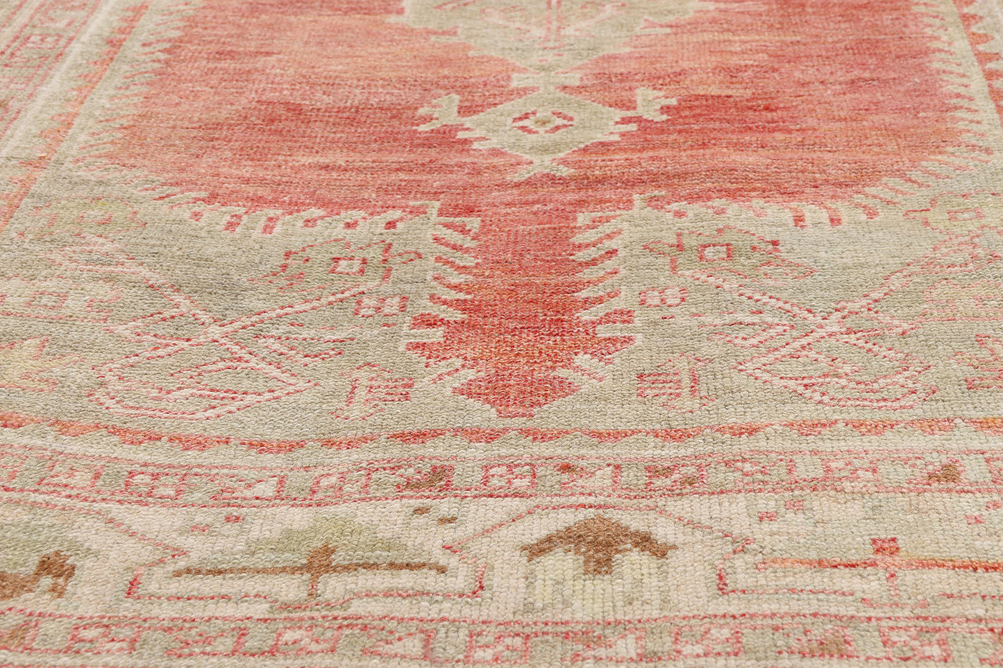 4 x 8 - Red Vintage Turkish Oushak Rug - 54139
