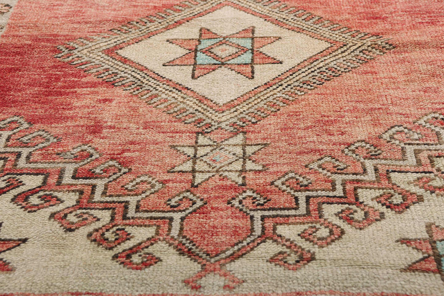 3 x 10 - Red Vintage Turkish Oushak Rug - 54140
