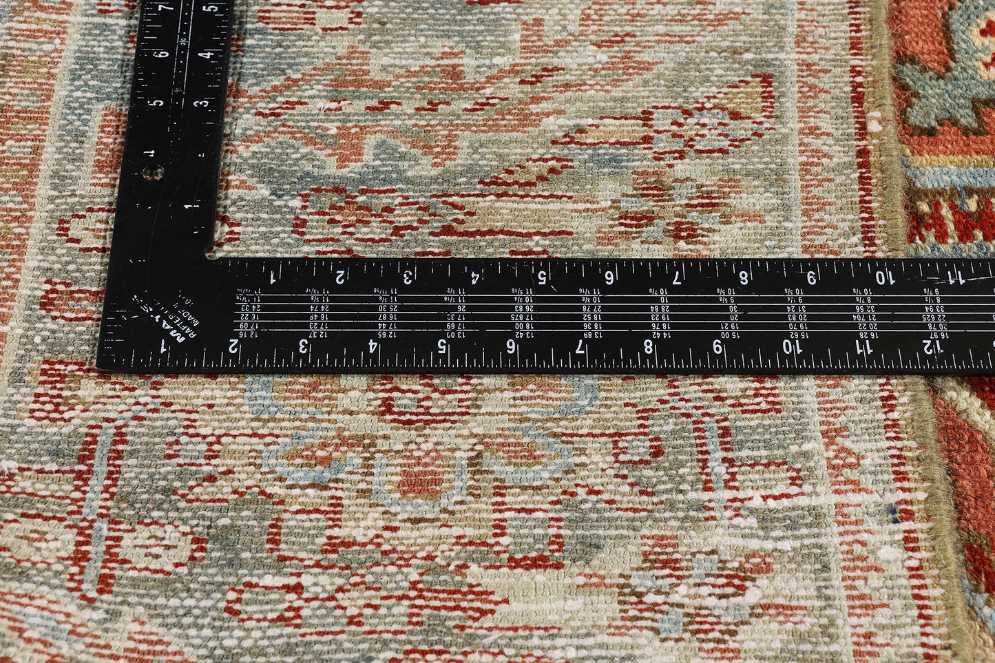 7 x 10 - Red Antique Persian Heriz Rug - 54149
