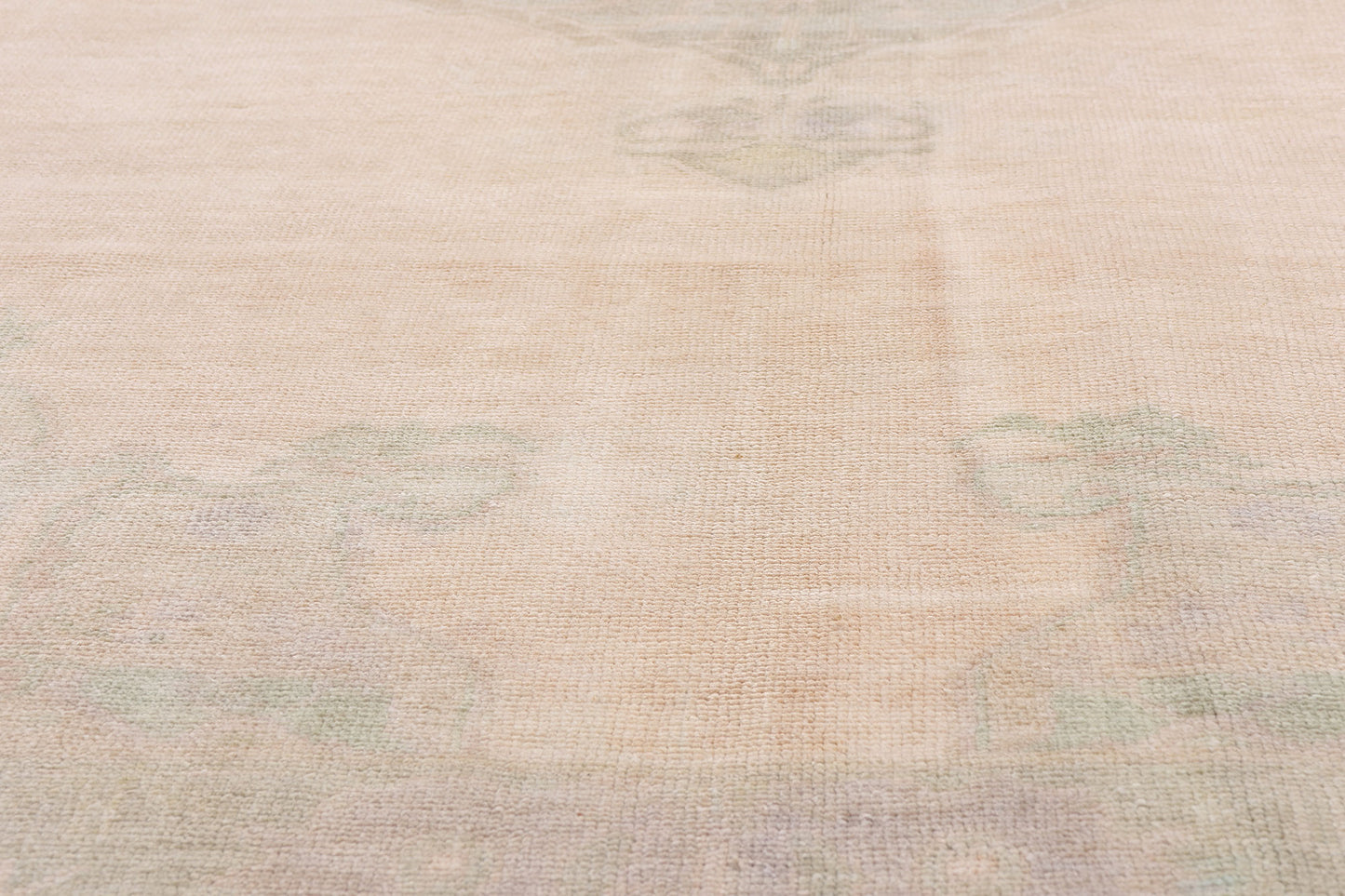 6 x 9 - Beige Vintage Turkish Oushak Rug - 54163