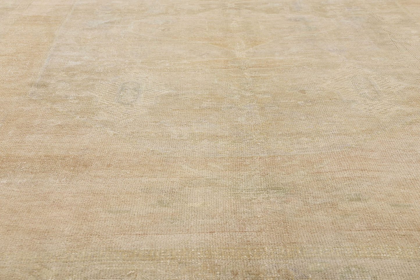 6 x 9 - Tan Vintage Turkish Oushak Rug - 54165