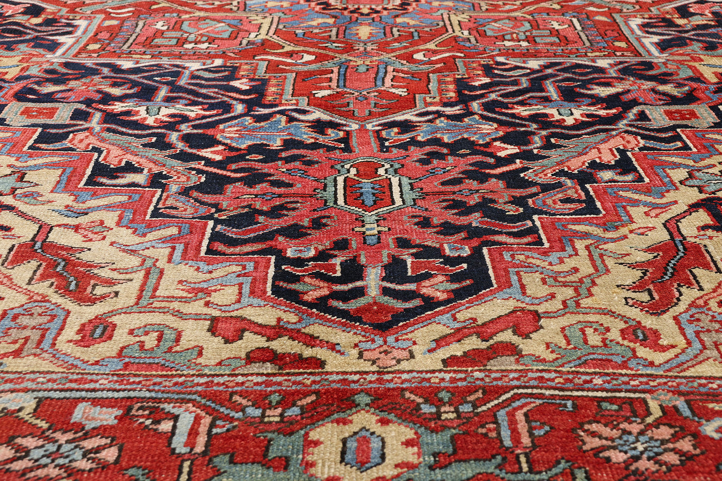 8 x 11 - Red Antique Persian Heriz Rug - 54169