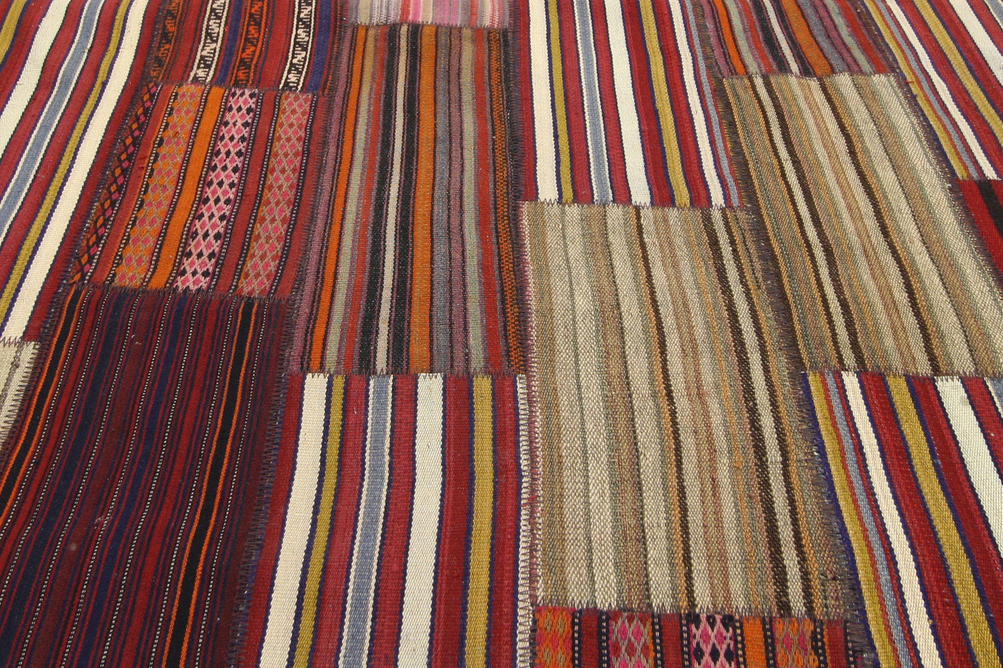 7 x 11 - Brown Vintage Turkish Kilim Rug - 60792