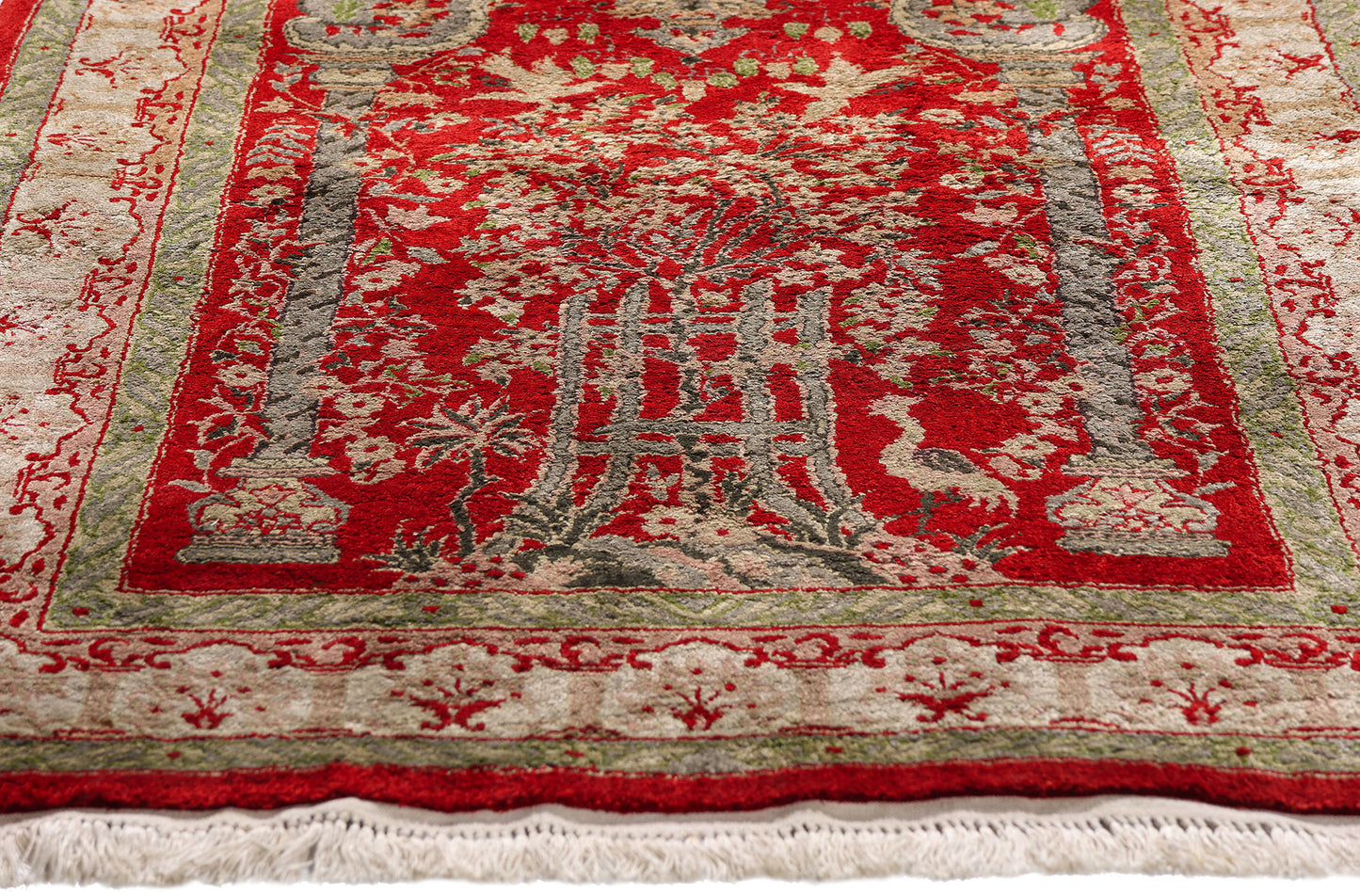 3 x 5 Red Vintage Turkish Hereke Prayer Rug 61409