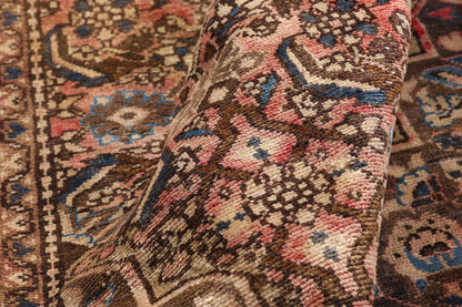 4 x 10 - Red Antique Bakhtiari Rug - 61419