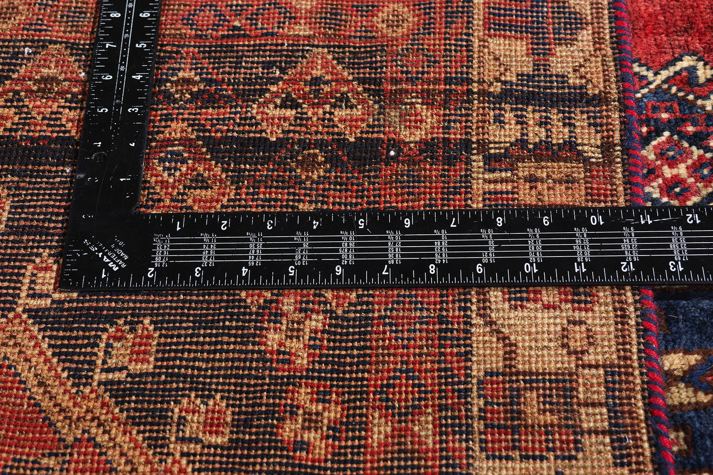 4 x 8 - Red Antique Shiraz Rug - 61443