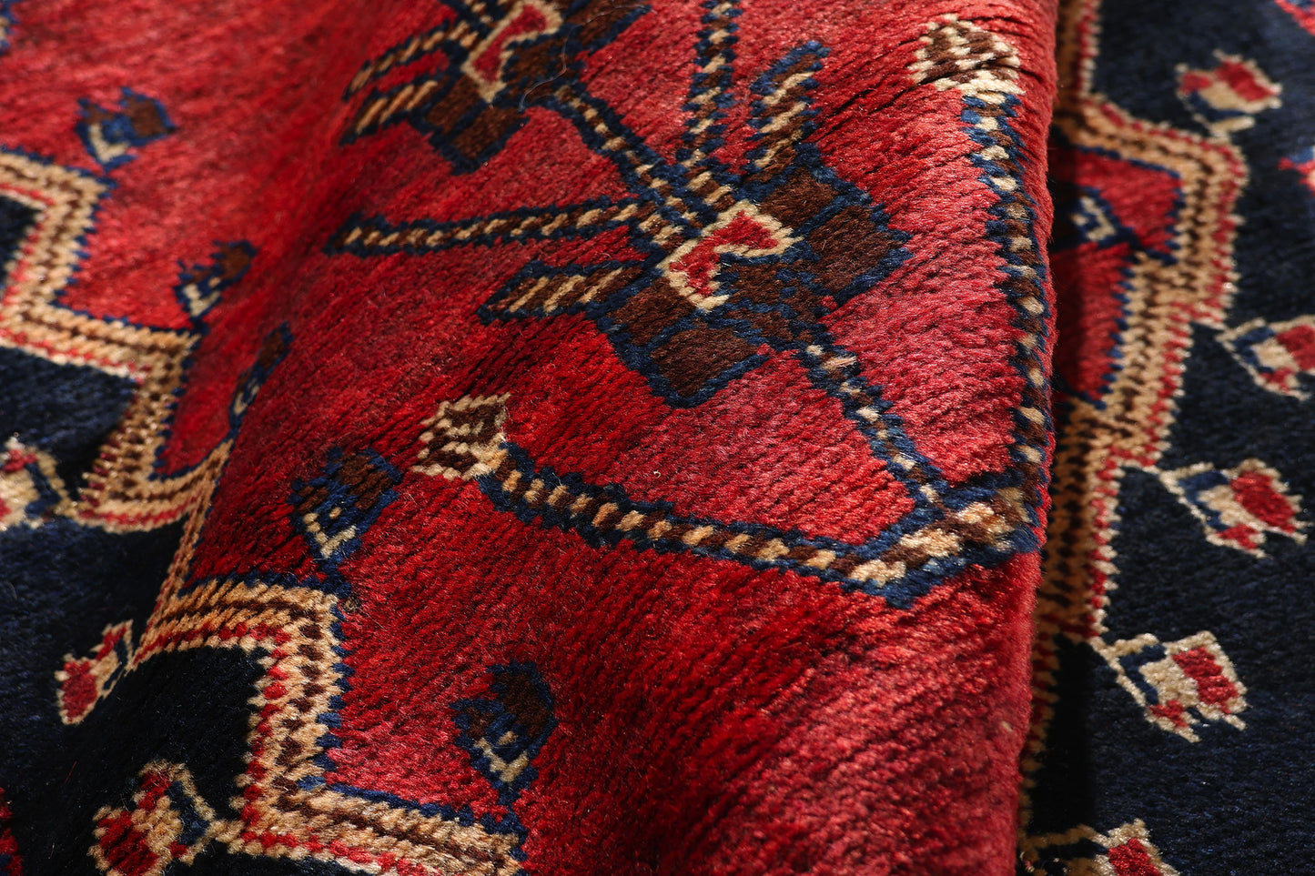 4 x 8 - Red Antique Shiraz Rug - 61443