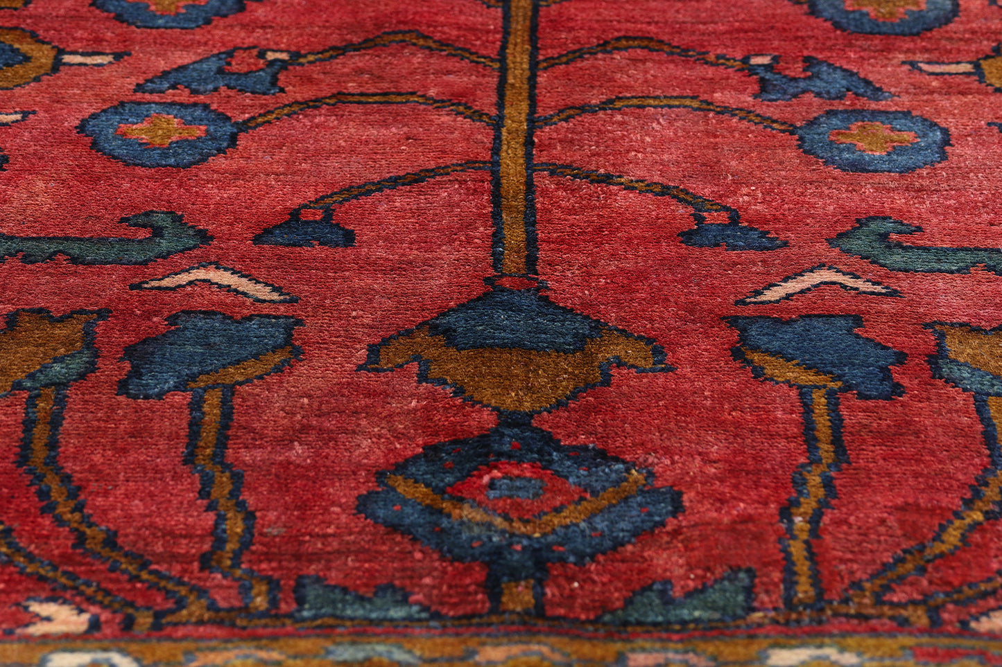 4 x 5 - Red Antique Lilihan Rug - 61449