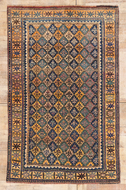 4 x 6 - Multicolor Antique Shiraz Rug - 61450