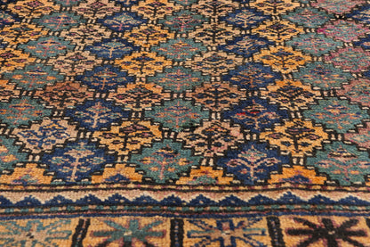 4 x 6 - Multicolor Antique Shiraz Rug - 61450