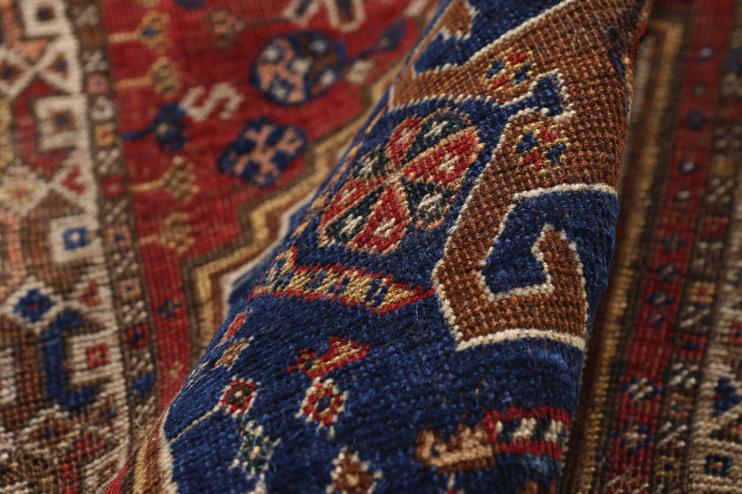 2 x 3 Red Antique Persian Shiraz Rug 61451