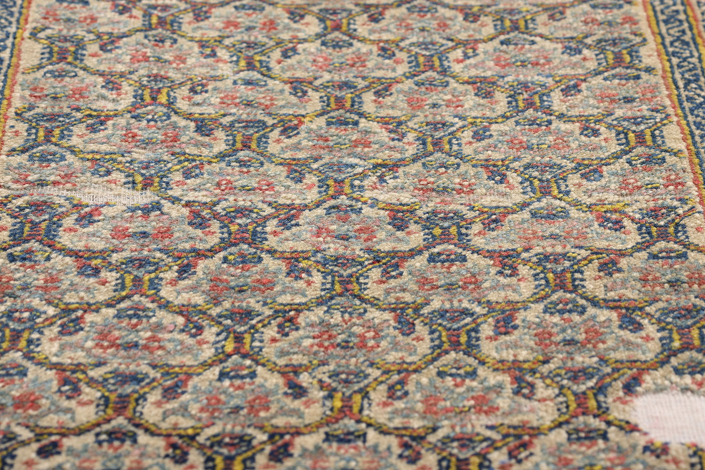 2 x 2 - Ivory Antique Farahan Rug - 61453