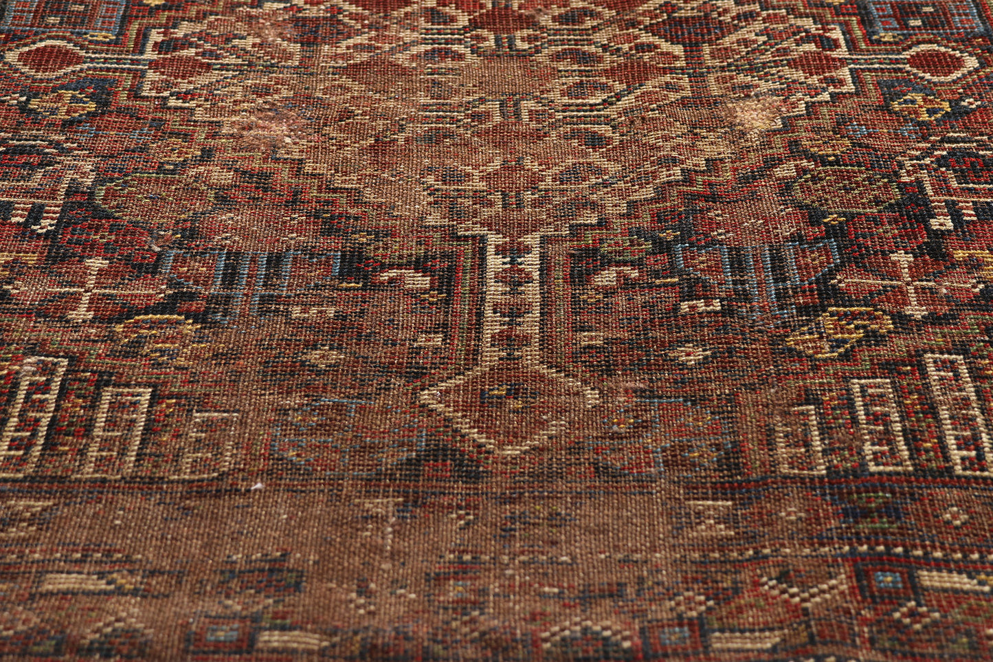 4 x 10 - Brown Antique Shiraz Rug - 61455