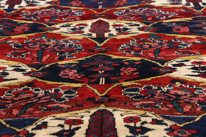 6 x 8 - Rust Antique Bakhtiari Rug - 61464