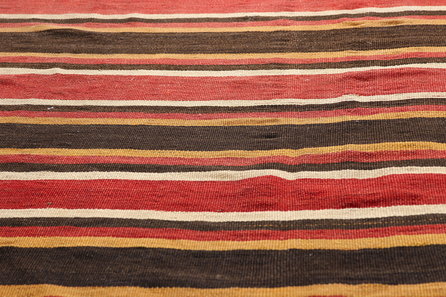 5 x 9 - Multicolor Antique Shiraz Rug - 61467